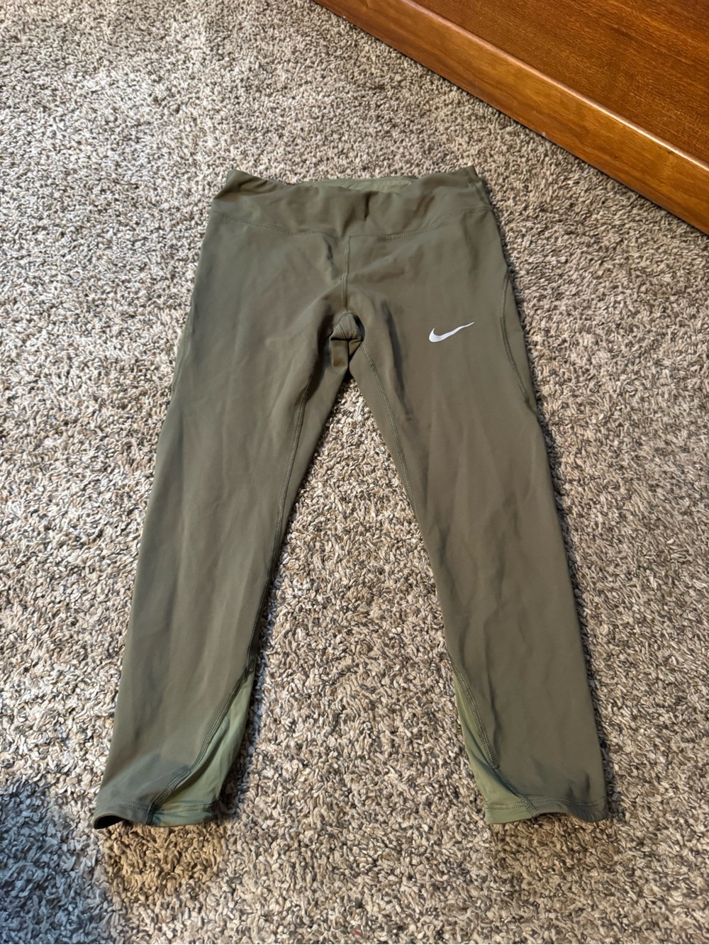 Nike Olive Green Women's Athletic Leggings - Picture 2 of 3